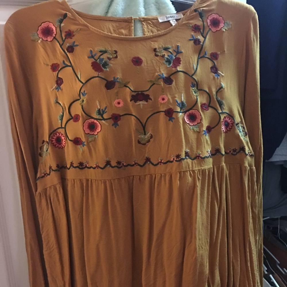 Beautiful fall top
